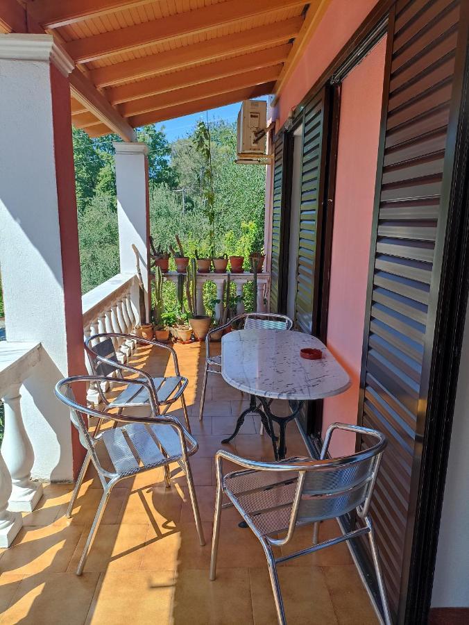 Iren Holiday Apartment Ypsos Buitenkant foto